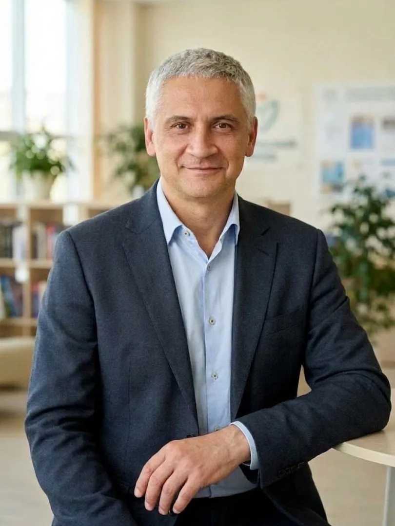 Антон Соколов